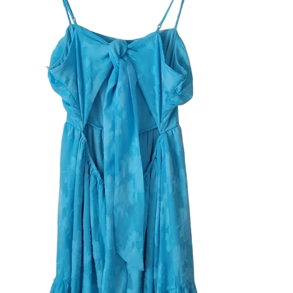 Chelsea28 Jacquard Bow Tie in Back Cutout Maxi Dress Blue M NWOT - Picture 5 of 16